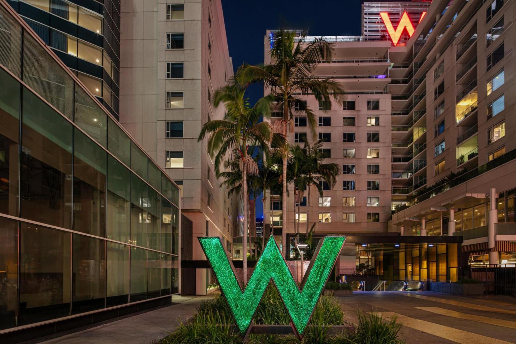 W Hollywood — Photos 2